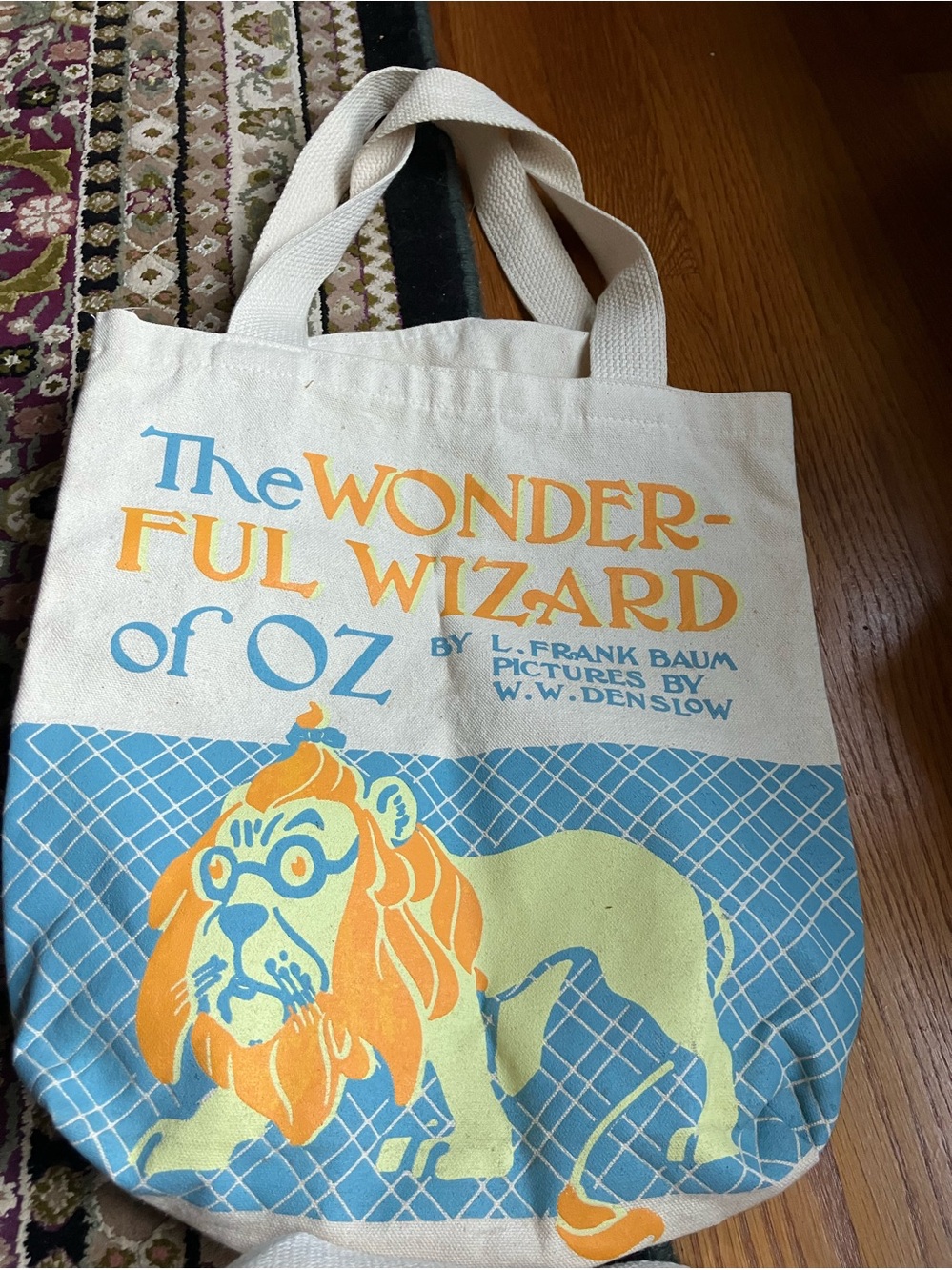 Set of 2 cotton bags, wizard of oz and farmers market themes